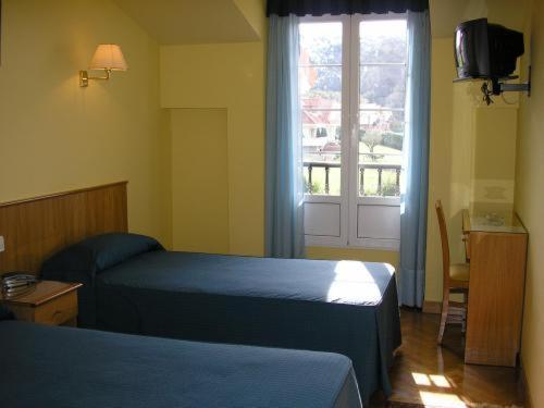 Hotel San Juan Revilla De Camargo Room photo